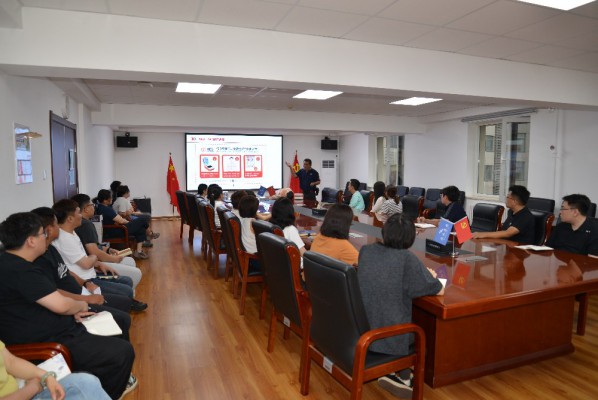 球王会网页版登录入口-球王会（中国）公司工会举办应急救护培训